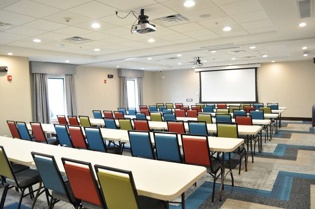 Hampton Toledo Hotel 3*